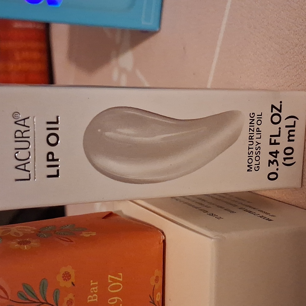 3 Different Face Masks - Picture 5 of 5